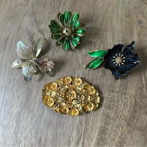 Bundle of 4 Vintage Floral Brooches Enamel and Metal Gold Tones